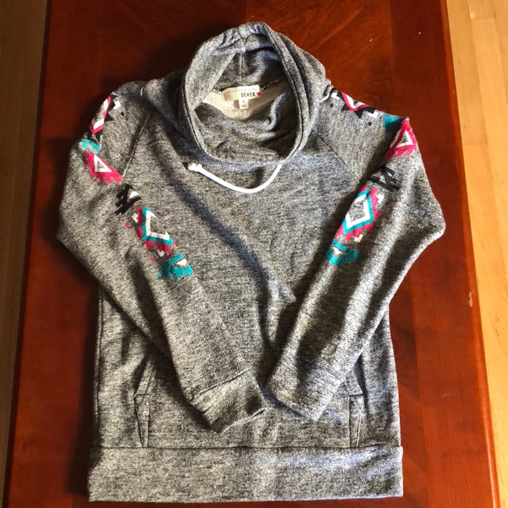 Funnel neck sweatshirt